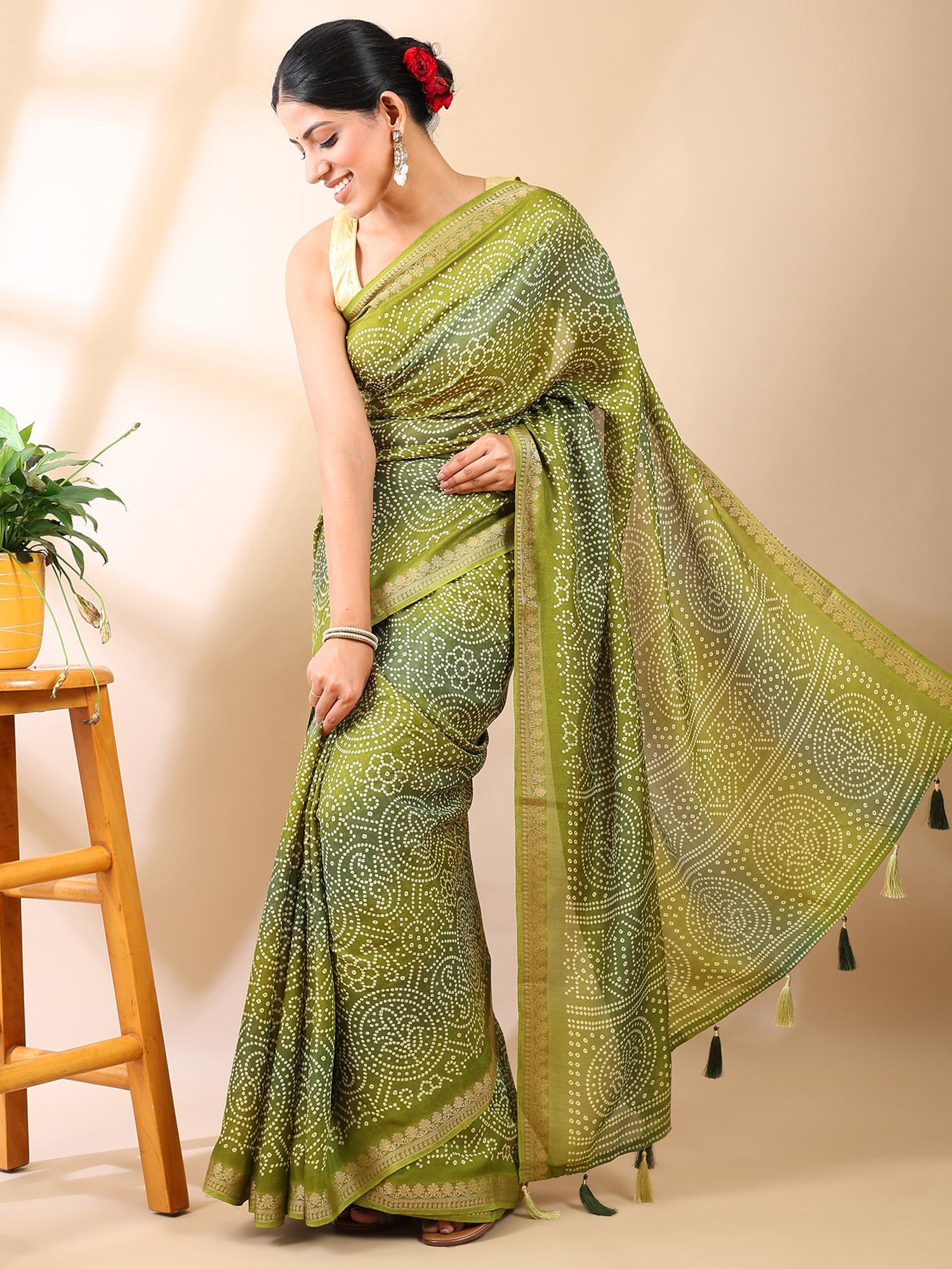 Olive Tapestry – Bandhani Elegance Saree