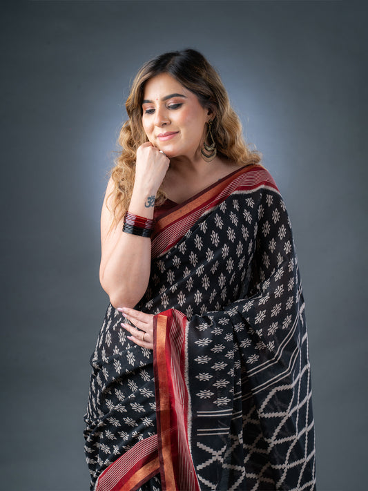Black and Maroon Maheshwari Silk Saree