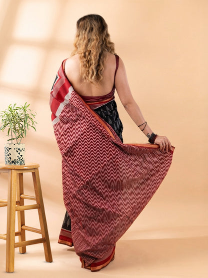 Black and Maroon Maheshwari Silk Saree