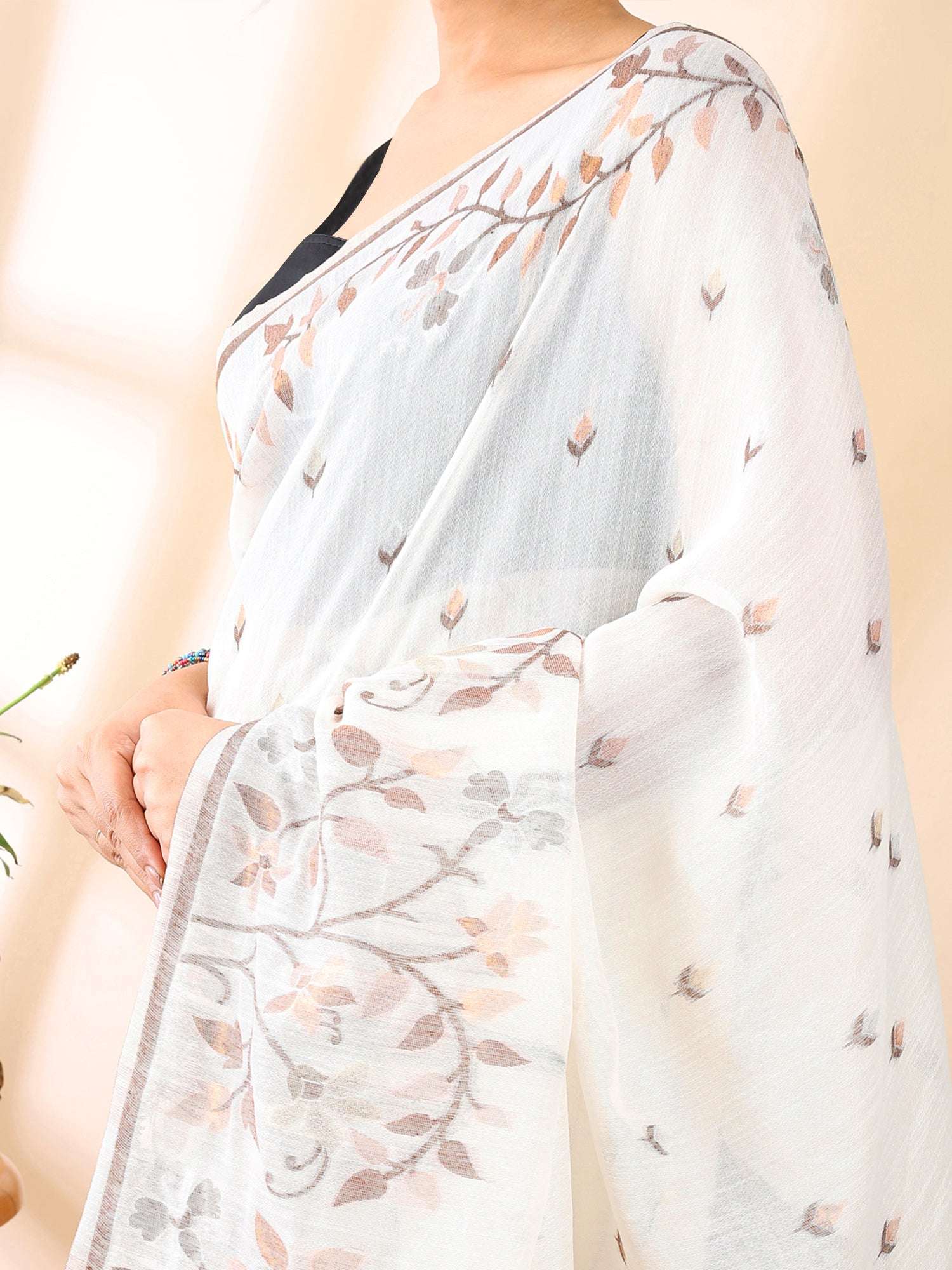 White & Beige Jamdani Cotton Saree