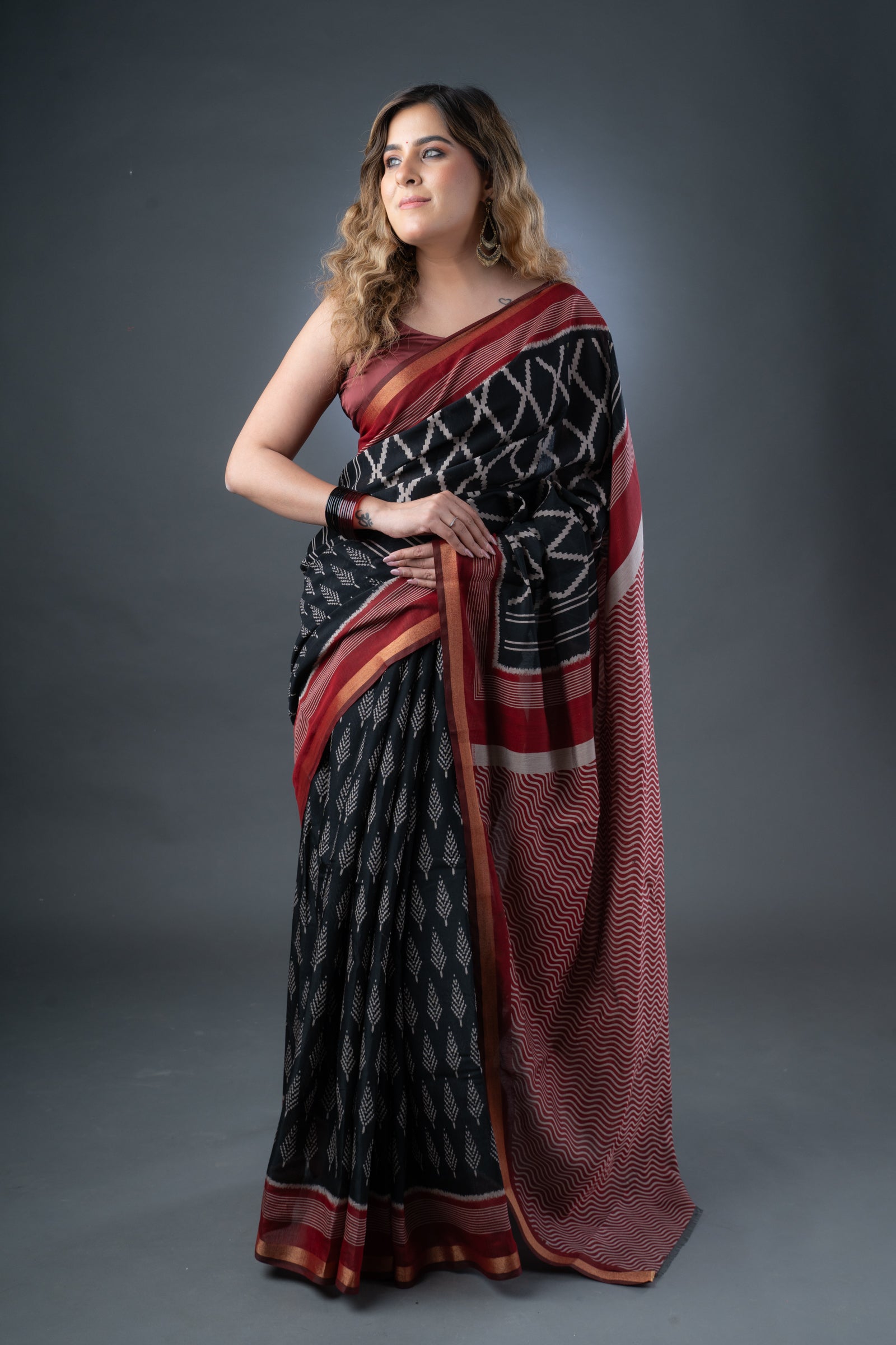 Maheshwari Heritage Black and Maroon Silk Saree