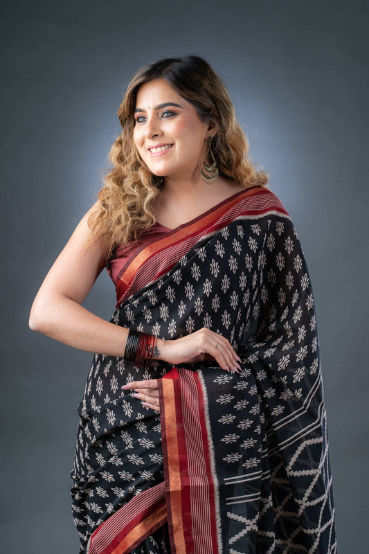 Classic Maheshwari Black and Maroon Silk Saree
