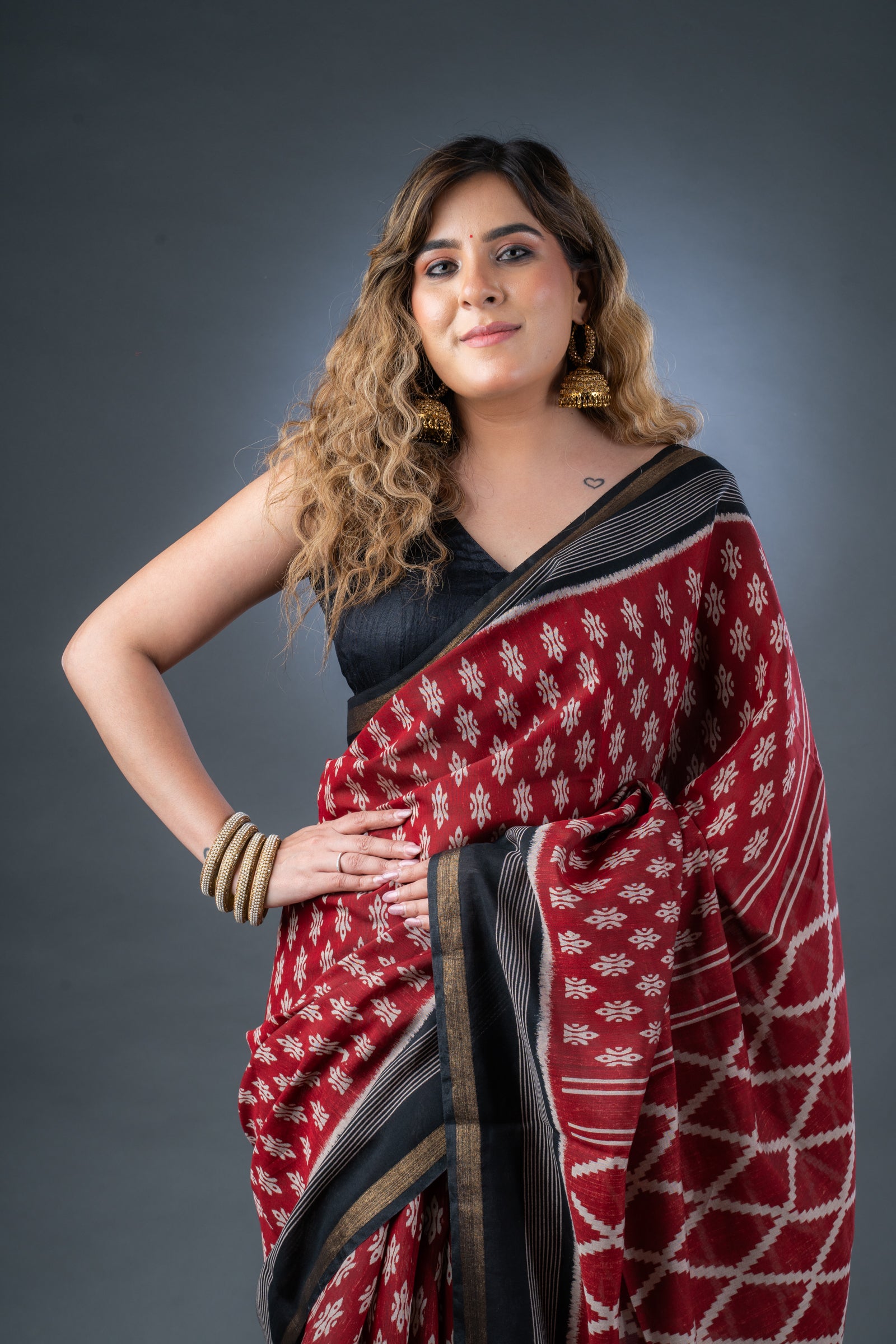 Timeless Maroon and Black Maheshwari Silk Saree