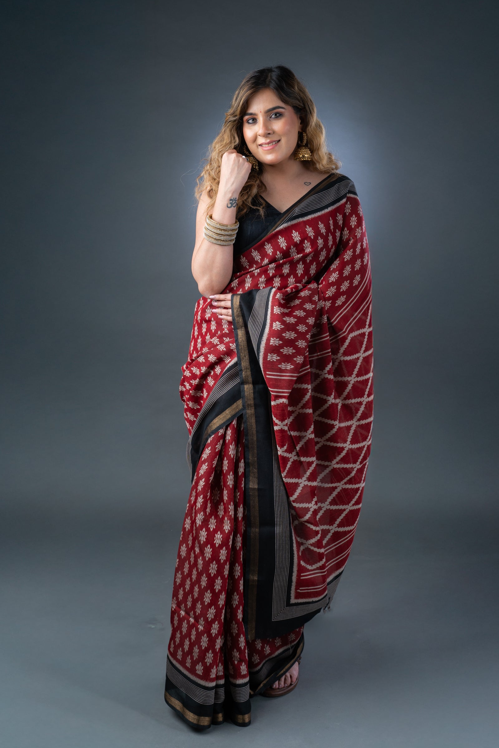 Timeless Maroon and Black Maheshwari Silk Saree