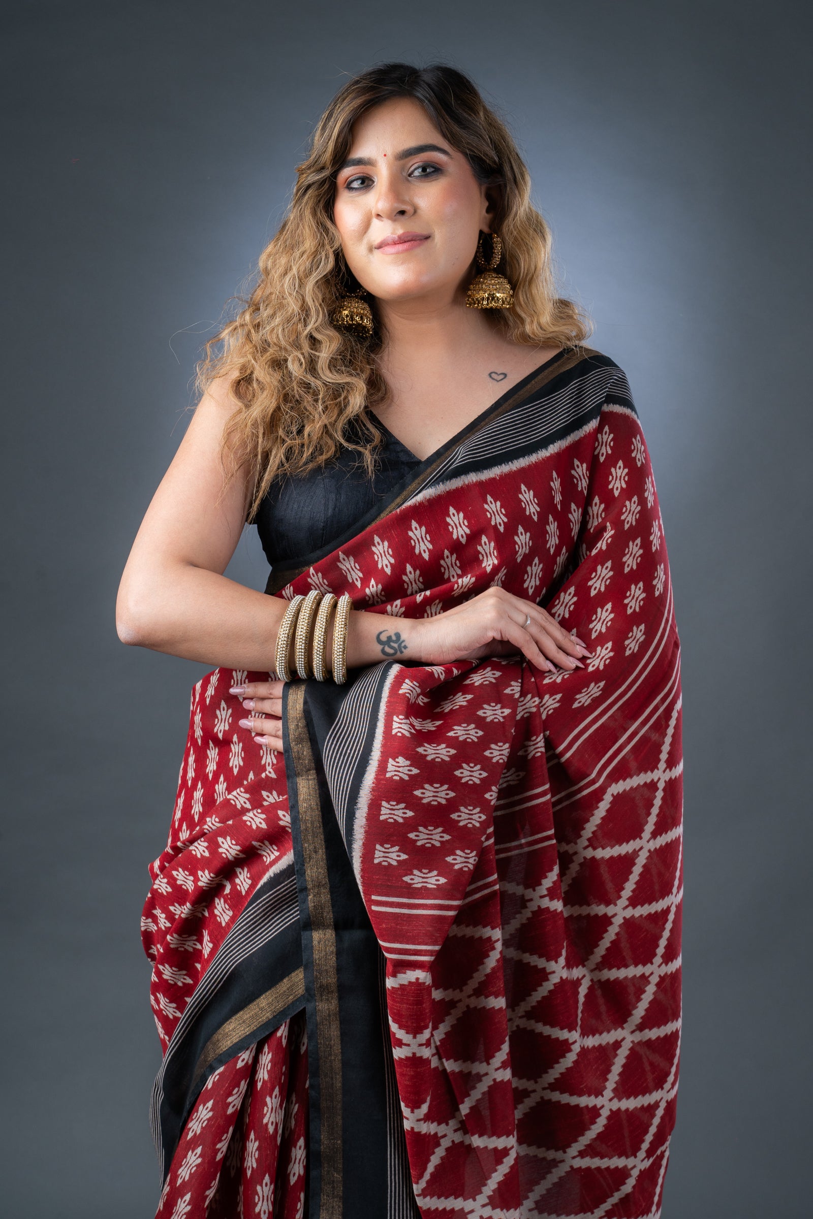 Timeless Maroon and Black Maheshwari Silk Saree