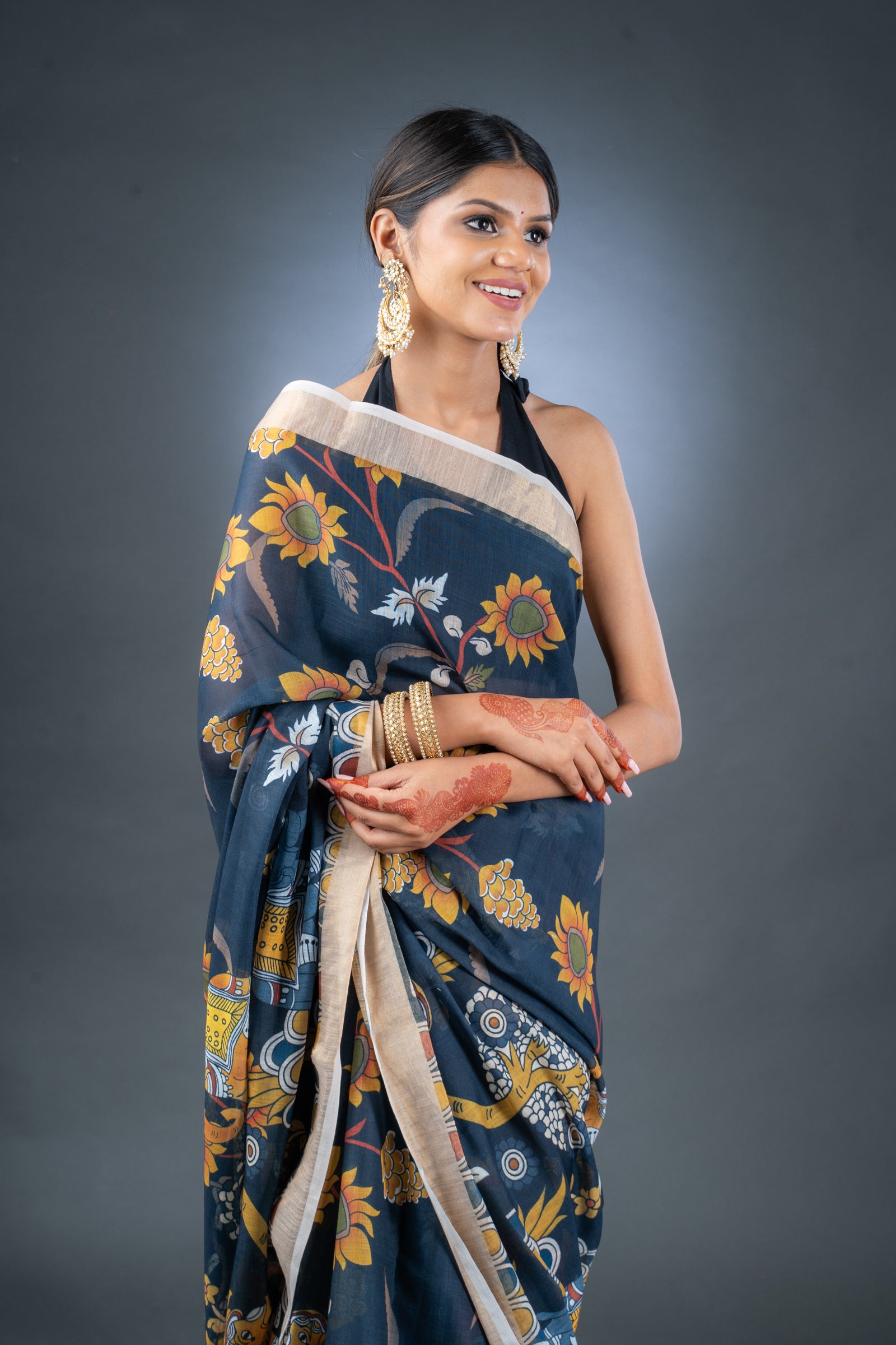 Midnight Bloom Black Linen Cotton Printed Saree