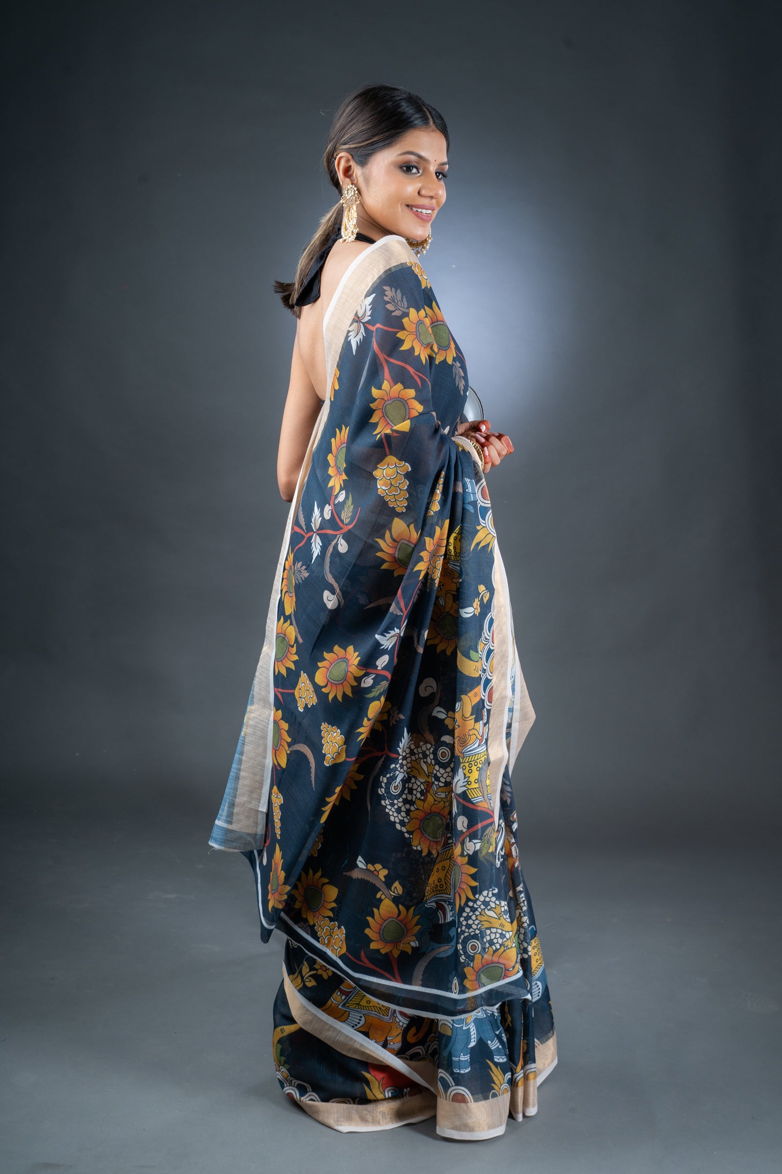 Midnight Bloom Black Linen Cotton Printed Saree